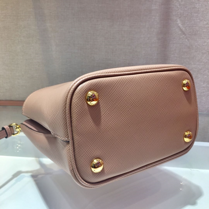 Pra*a top handle bags